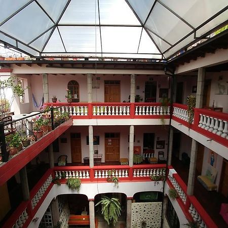 Hostal Quito Cultural ภายนอก รูปภาพ