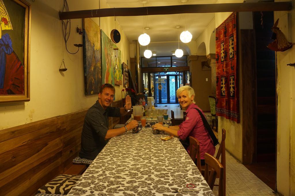 Hostal Quito Cultural ภายนอก รูปภาพ