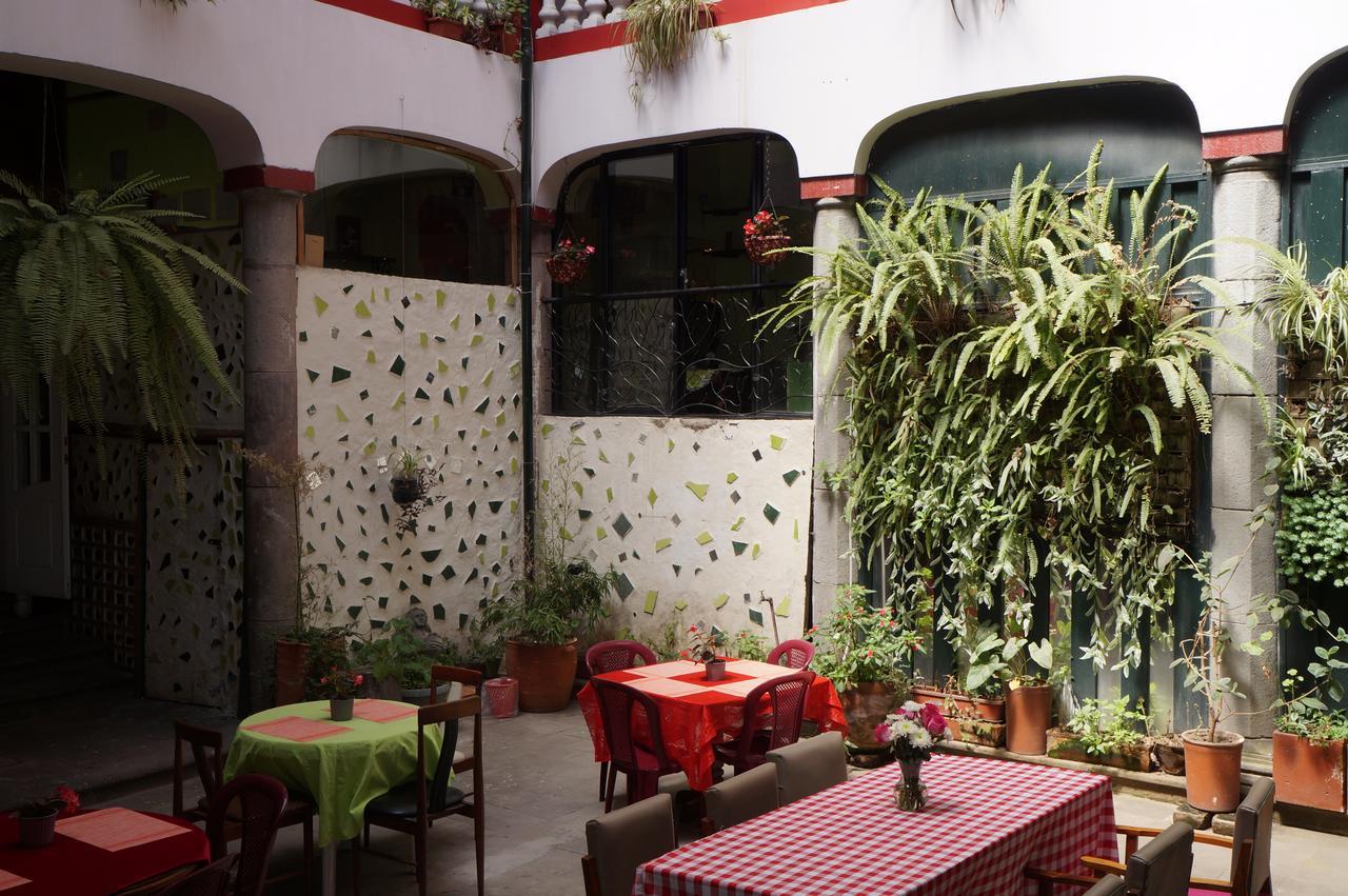 Hostal Quito Cultural ภายนอก รูปภาพ