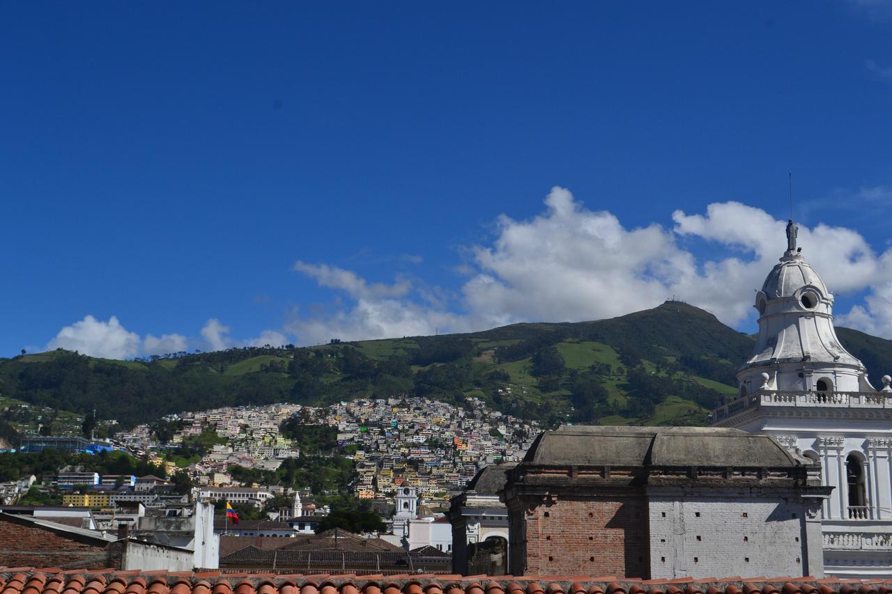 Hostal Quito Cultural ภายนอก รูปภาพ