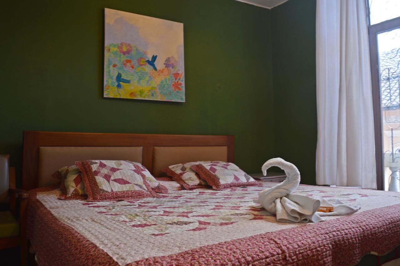Hostal Quito Cultural ภายนอก รูปภาพ