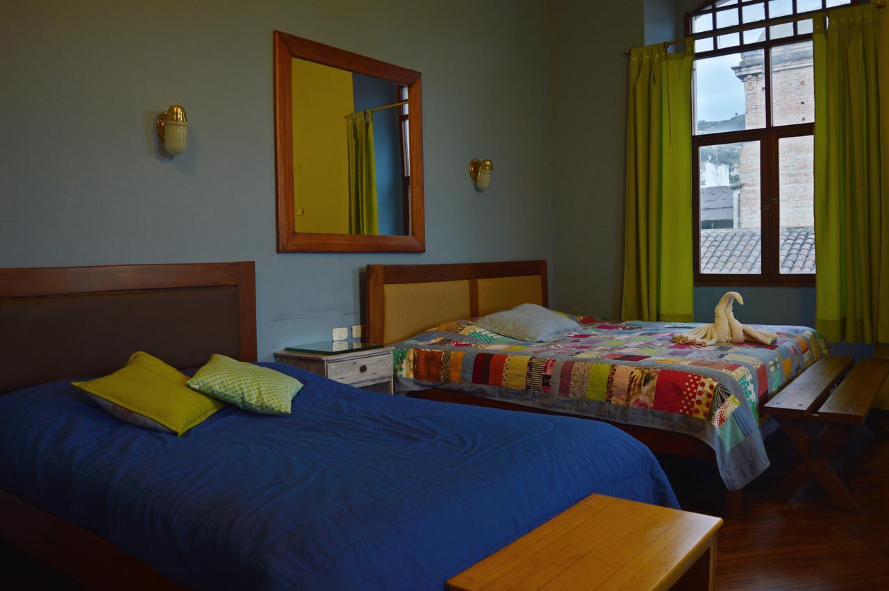 Hostal Quito Cultural ภายนอก รูปภาพ